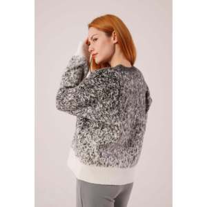 Pull décontracté noir en tricot orné de pierres en forme de pommier de neige, vente en gros - Product Image 5