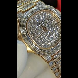 Vente en gros de montres de luxe Moissanite | Testeur de diamants présidentiels squelette glacé VVS - Product Image 2