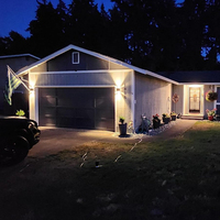 Applique murale extérieure LED carrée haut et bas Aluminium Imperméable Luminaire extérieur Température de watt personnalisée
