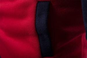 Veste de baseball pour homme personnalisée, nouvelle collection 2026, design tendance, rouge vin, coupe ajustée, veste universitaire rouge unie - Product Image 5