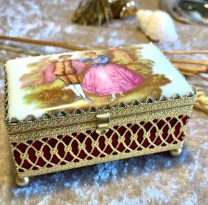 Boîtes à bijoux élégantes en métal magique, rehaussez votre collection avec un rangement élégant, utilisation en gros - Product Image 1