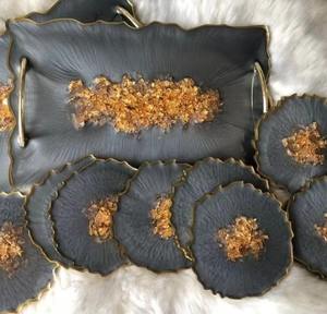 Plateau en résine verte Leaf Design Plateau de service décoratif élégant pour la cuisine à manger et l'affichage de table rafraîchissant de l'Inde - Product Image 3