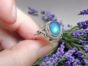 Bague bohème en argent sterling 925, taille personnalisée, faite à la main, ovale, labradorite, pierre précieuse naturelle, cadeau d'anniversaire parfait - Product Image 2