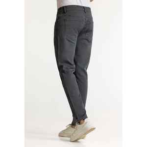 กางเกงยีนส์ทรงตรงสไตล์วินเทจ รุ่น Iron Gate Basic เอวกลาง ลำลอง พิมพ์ลายปะติดปะต่อ สีเดนิมฟอกสีอ่อนปานกลาง MNJNSSS24007-C - Product Image 2