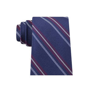 Cravatta Classica da Uomo Tommy Hilfiger in Lana Rossa con Motivo a Righe Testurizzate, Taglia Regolare, Design Casual Floreale Jacquard a Pois, Confezionata - Product Image 2