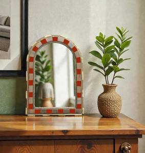 Espejo de Pared Arqueado de Nogal con Incrustaciones de Cobre y Resina, Hecho a Mano de Lujo - Product Image 4