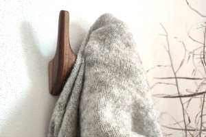 Paquete de 6 ganchos de pared de madera de bambú-ganchos montados rústicos hechos a mano-ganchos de pared de madera resistentes-colgador de entrada decorativo moderno - Product Image 4