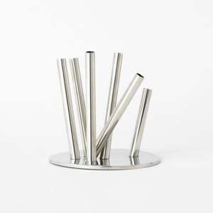 Bougeoir en aluminium magnifiquement poli avec un savoir-faire complexe et un design élégant pour une décoration d'occasion spéciale - Product Image 3