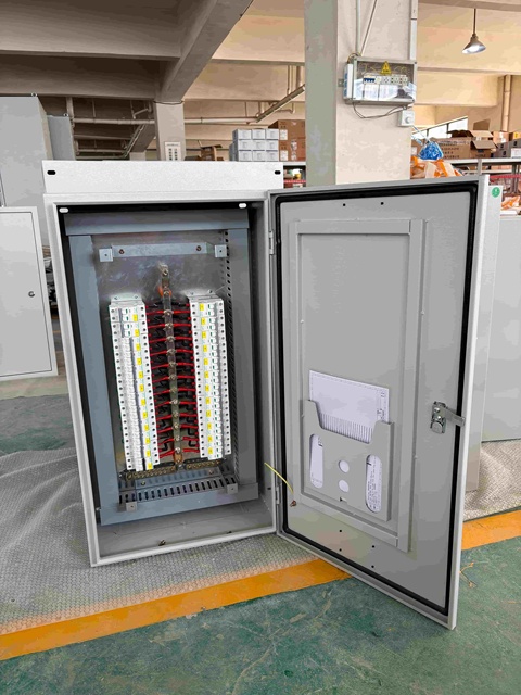 Modular Vertical Arrangement Electrical Distribution Cabinet Board 3 Phase Low Voltage Power Panel Board for Factory