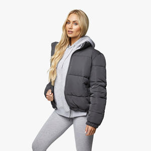 Chaquetas Acolchadas de Invierno para Mujer, Diseño Personalizado 2026, Servicio de Fabricante OEM, Tela Impresa Impermeable, Venta al Por Mayor - Product Image 1