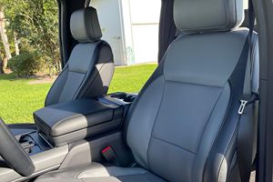 FORD F-150 LIGHTNING LARIAT USADO, Volante a la Izquierda/Derecha - Product Image 5