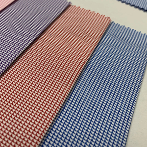 Tissu de chemise teint en fil de Tokyo |   58 Large |   Mélange de polyester et de coton |   Tissu d'habillement économique - Product Image 1