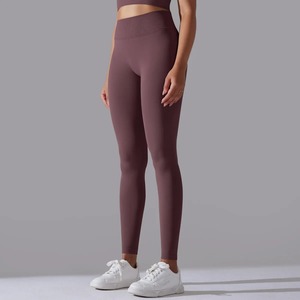OEM leggings personalizados ropa de fitness y yoga gimnasio pantalones de yoga en el precio barato de talle alto pantalones de yoga leggings de mujer - Product Image 3