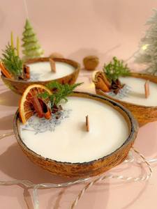 2025 Handcrafted Eco-Friendly Coconut Shell Candles Glossy for Home Ambience & Holiday Gifts Cultural and Tourism Gift Sets - Product Image 3