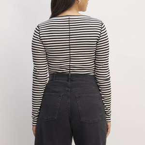 Vente en gros de t-shirts design personnalisés pour femmes 100% de haute qualité, multi couleurs, logo personnalisé, vêtements de rue décontractés, chemises à manches longues OEM - Product Image 2