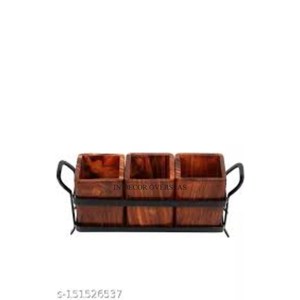 Juego de Cubiertos Rectangulares de Madera Natural de la Mejor Calidad 100% con Soporte de Metal con Recubrimiento en Polvo de Color Negro - Product Image 1