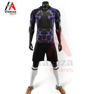 Uniforme de fútbol liso en blanco OEM personalizado Jersey de fútbol uniformes de fútbol adultos niños uniformes por Hamza Apparels - Product Image 6
