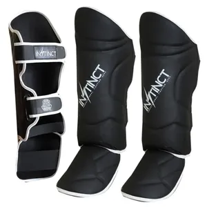 Protector de Espinilla de Boxeo Centurion Shin-n-step de Cuero PU con Espuma IMF y Mejor Protección, Equipo de Protección Deportiva al por Mayor - Product Image 1