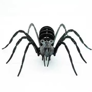 Spider Modern Art Green Black Resin <b>Space</b> <b>Decoration</b> Home Living Room Bedroom Showroom Sample Room Souvenir Gift - Product Image 4
