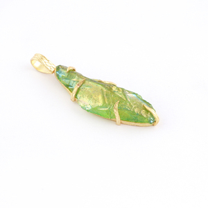 Recién llegado, chapado en oro, acabado martillado, collar con colgante de cuarzo Aura verde crudo Natural, conjunto de puntas, collar llamativo de piedra, dijes - Product Image 5