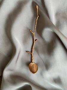 Cuillère de mariage en acier inoxydable à long manche poli et doré d'Inde, idéale pour les ustensiles de cuisine élégants, la cuillère à thé et l'ensemble multi-usages - Product Image 5