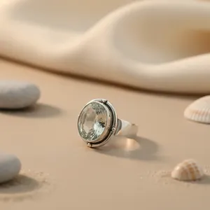 Anillo de Plata 925 con Gema Verde Religiosa Engastada en Garras para Uso Diario Clásico de Mujer - Product Image 3