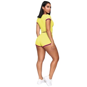Ensemble de yoga 2 pièces de haute qualité avec taille élastique, respirant, séchage rapide, fermeture mi-taille, motif uni, logo personnalisable sur le devant - Product Image 2