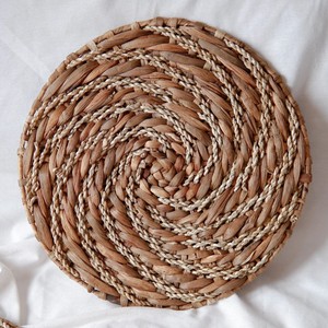 TienPhong Boho Handmade Natural Water Hyacinth Seagrass Resistant Dining Table Charger for Rustic Wedding Table - Product Image 1