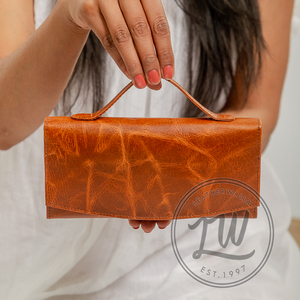 Pochette LW en cuir véritable vintage fabriqué à la main pour femmes et dames Produit haut de gamme tendance - Product Image 2