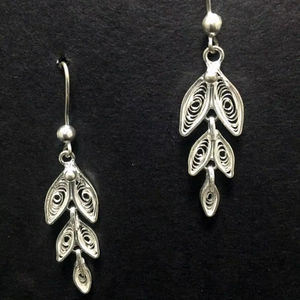 Boucles d'oreilles les plus vendues de haute qualité se balançant et feuillu-8 Fournisseur indien de haute qualité direct avec éclat scintillant - Product Image 1