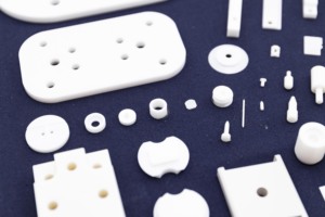 Pièces en céramique industrielles de précision technique faite sur commande de matière première de zircone - Product Image 3