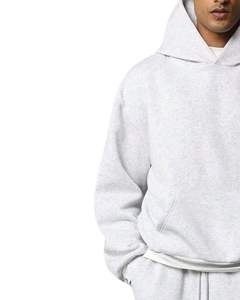 Conjunto Deportivo Informal de Invierno para Hombre, Sudadera con Capucha de Felpa Gris Ceniza Claro y Pantalones Jogger de Corte Holgado, Sudadera con Capucha Informal, Pantalones Deportivos - Product Image 3