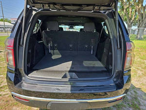 Chevrolet Suburban LT 2023 Certificada en Estado Impecable - Product Image 5