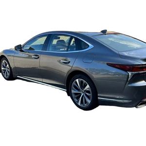 Berline AWD 2023 d'occasion, sièges en cuir, intérieur foncé, moteur 4.5L, 400 ch, transmission automatique, toit ouvrant panoramique, excellent rapport qualité-prix ! - Product Image 1