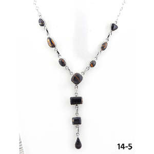 Collier artisanal Southwest en argent sterling noir, forme goutte d'eau, serti de rhodium et de platine, avec agate et perle - Product Image 2