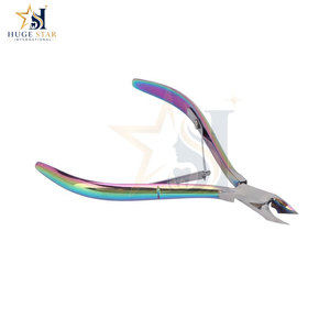 Coupe-ongles de style personnalisé avec finition lisse et design pratique pour les fournisseurs de soins personnels - Product Image 5