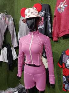 Conjunto de ropa deportiva de 2 piezas para mujer, Chaqueta corta de Fitness con patrón sólido y pantalones cortos de motociclista ajustados para traje de gimnasio de primavera - Product Image 2