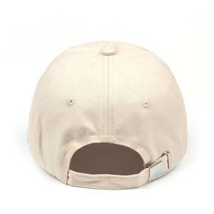 หมวกผ้าฝ้ายพรีเมียม ดีไซน์เรียบง่าย 6 แผง ระบายอากาศได้ดี อุปกรณ์กีฬา ส่งออกทั่วโลก - Product Image 1