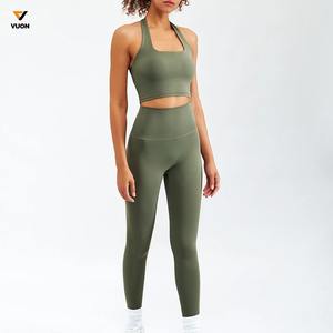 Vente chaude femmes vêtements de sport Gym Fitness ensembles vêtements d'entraînement sans couture avec motif solide hauts courts pour Yoga Sports - Product Image 4