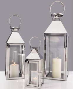 Farol de Vela de Acero Inoxidable de Primera Calidad con Puertas de Vidrio Reforzado y Mecanismo de Cierre Seguro que Garantiza Máxima Seguridad - Product Image 1