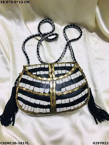 Pochette de soirée en mosaïque en métal de créateur fait à la main sac à main élégant pour fêtes sacs à main pour dames - Product Image 2