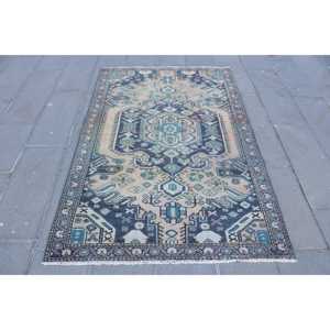 Alfombra Turca de 4.1x6.5 pies, Alfombra Vintage, Alfombra de Lana con Diseño a Cuadros Azules - Product Image 1