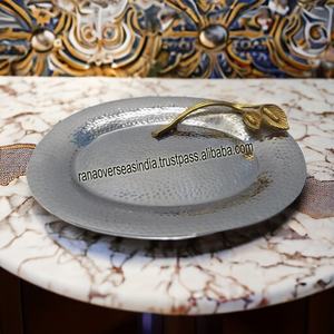 Plateau de service en acier inoxydable plateau ovale martelé en métal centres de table plateau décoratif - Product Image 3