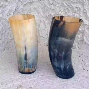 Fait à la main 500ml corne de buffle Viking tasse à boire personnalisé nouveau Look poli Animal Style décor à la maison artisanat naturel de l'inde - Product Image 1