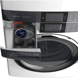 Nuevo Lavador de Carga Frontal de 27 Pulgadas de Ancho con Capacidad de 4.5 Pies Cúbicos Lavadora de 7.4 Cu. Secadora de Ropa a Gas con Control Central - Product Image 1