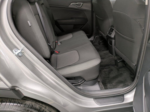 Hyundai Sportage Híbrido LX AWD 2025 Gris Limpio, Automático, Usado, Asientos de Cuero, Sistema de Navegación, Encendido Remoto, Paquete Volante a la Izquierda, Color Oscuro - Product Image 6