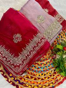 Saree indien de luxe avec broderie lourde et pièce de chemisier élégant pour les femmes mariage et tenue de fête à des prix abordables - Product Image 4