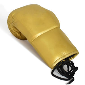Gants en cuir PU personnalisés dorés pour l'entraînement et le combat de 14oz 16oz poignées pour équipement d'entraînement de boxe fabriqués au Pakistan - Product Image 4