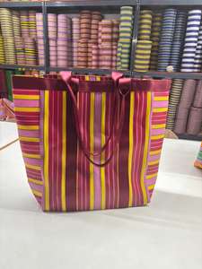 Sac à provisions en nylon réutilisable écologique avec fermeture à glissière RPET Sacs de plage en plastique recyclé tissé à la main fabriqués en Inde - Product Image 4