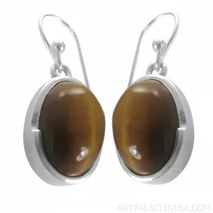 Boucles d'oreilles géométriques en œil de tigre plaqué or glamour pour les femmes, fiançailles, mariage, anniversaire, événements - un cadeau parfait - Product Image 2